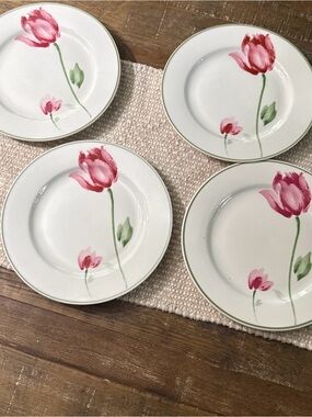 Thomson pottery Gina Pattern Pink Tulip Floral salad/desert Plates - Set of 4